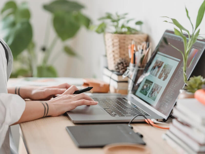 Site Designing and developing by Mahdi Karimian